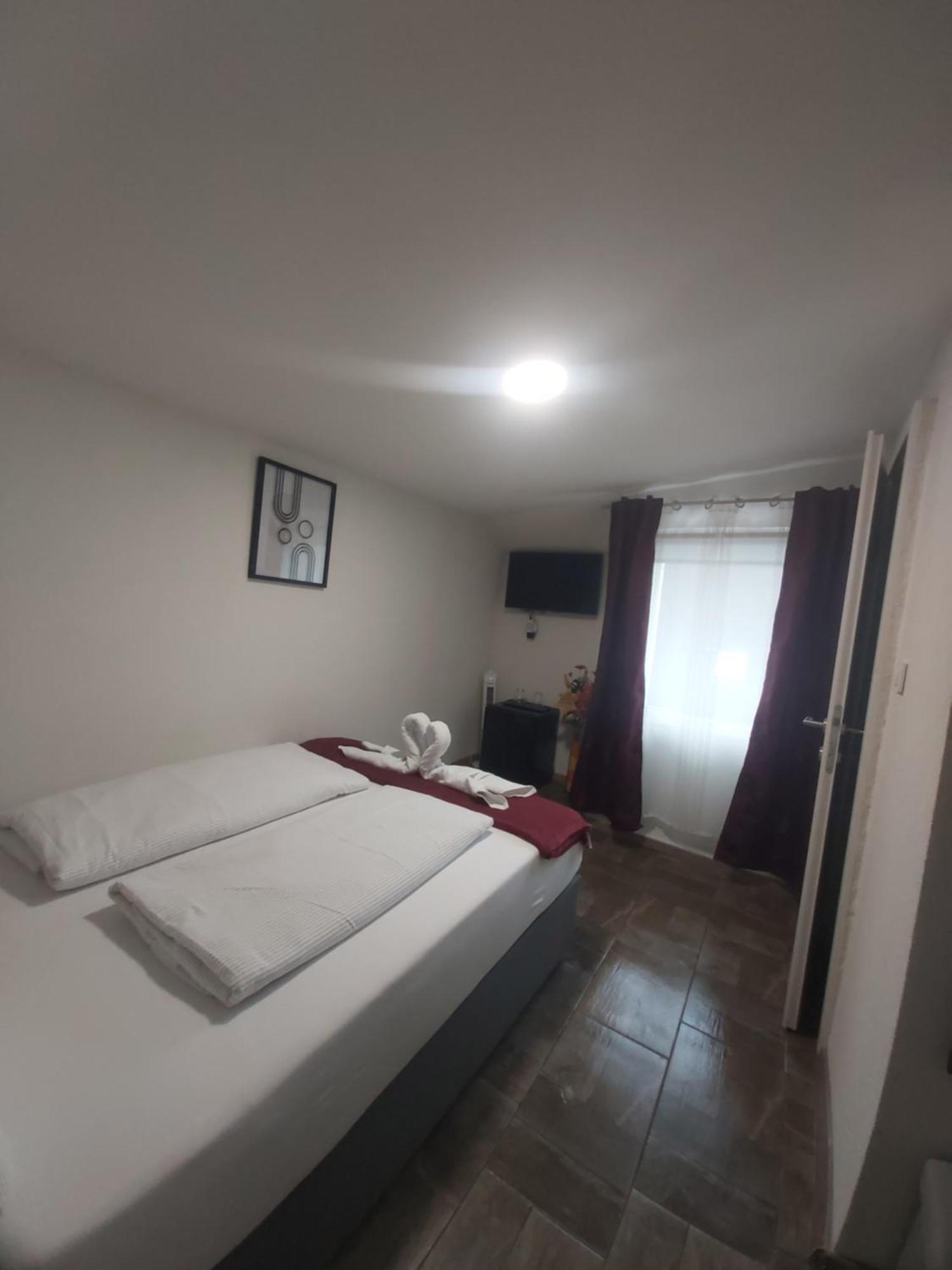 Panda Rooms Maribor Exterior photo