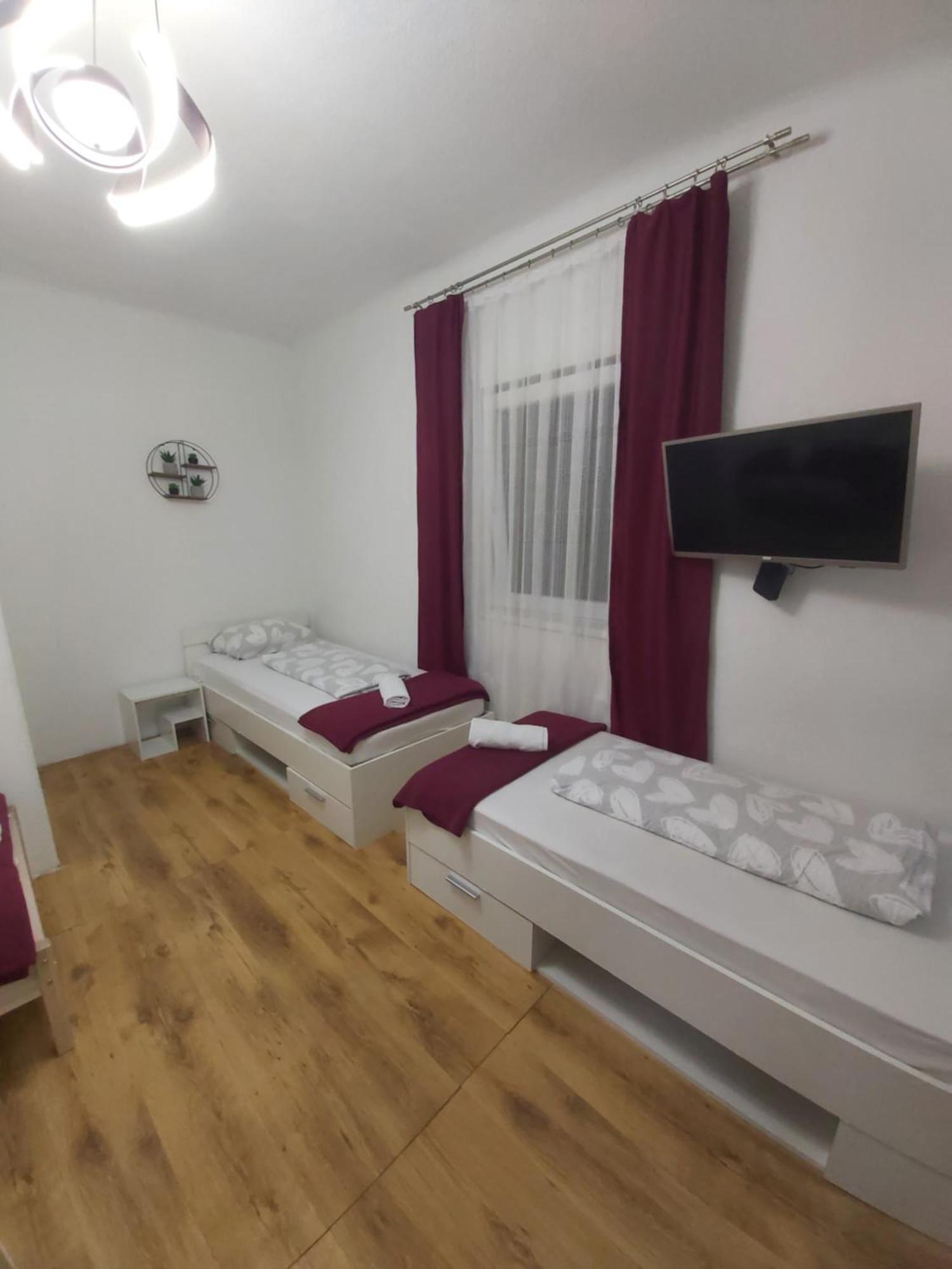 Panda Rooms Maribor Exterior photo