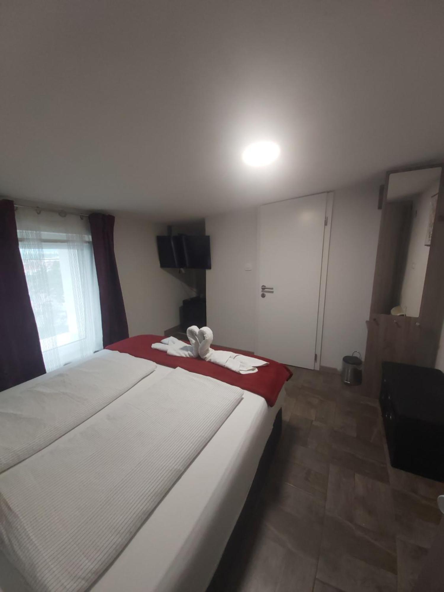 Panda Rooms Maribor Exterior photo