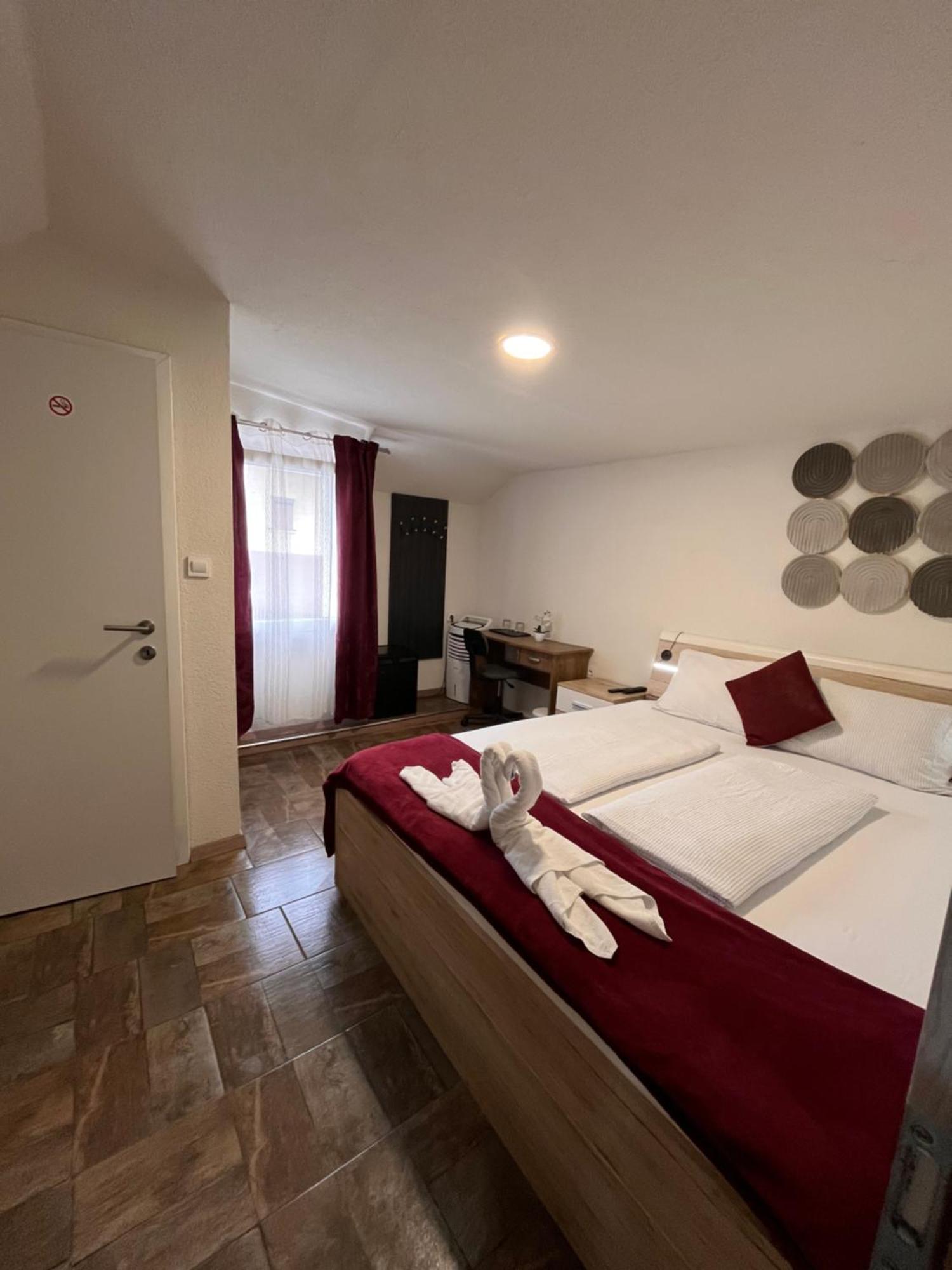 Panda Rooms Maribor Exterior photo